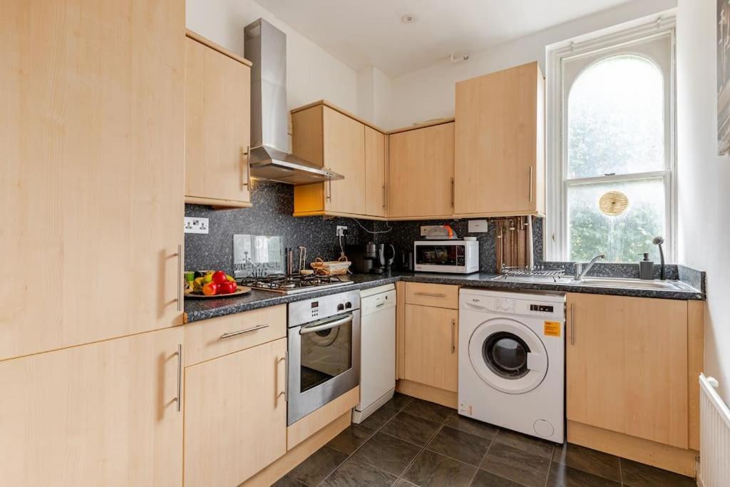 2 Bedroom Flat In St Johns Wood London Exteriör bild