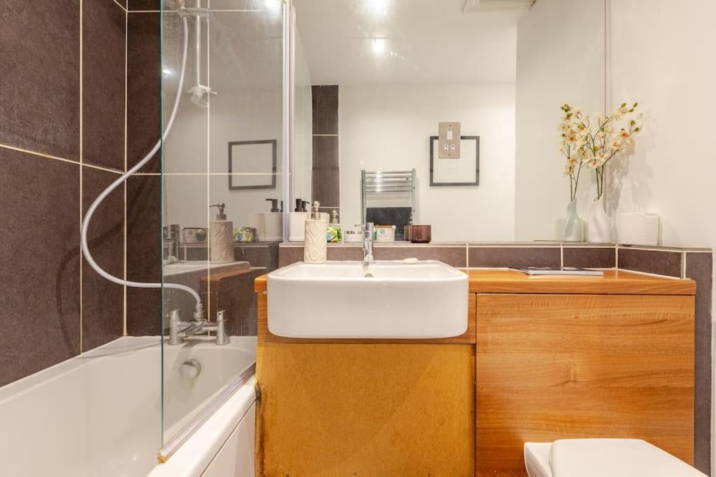 2 Bedroom Flat In St Johns Wood London Exteriör bild