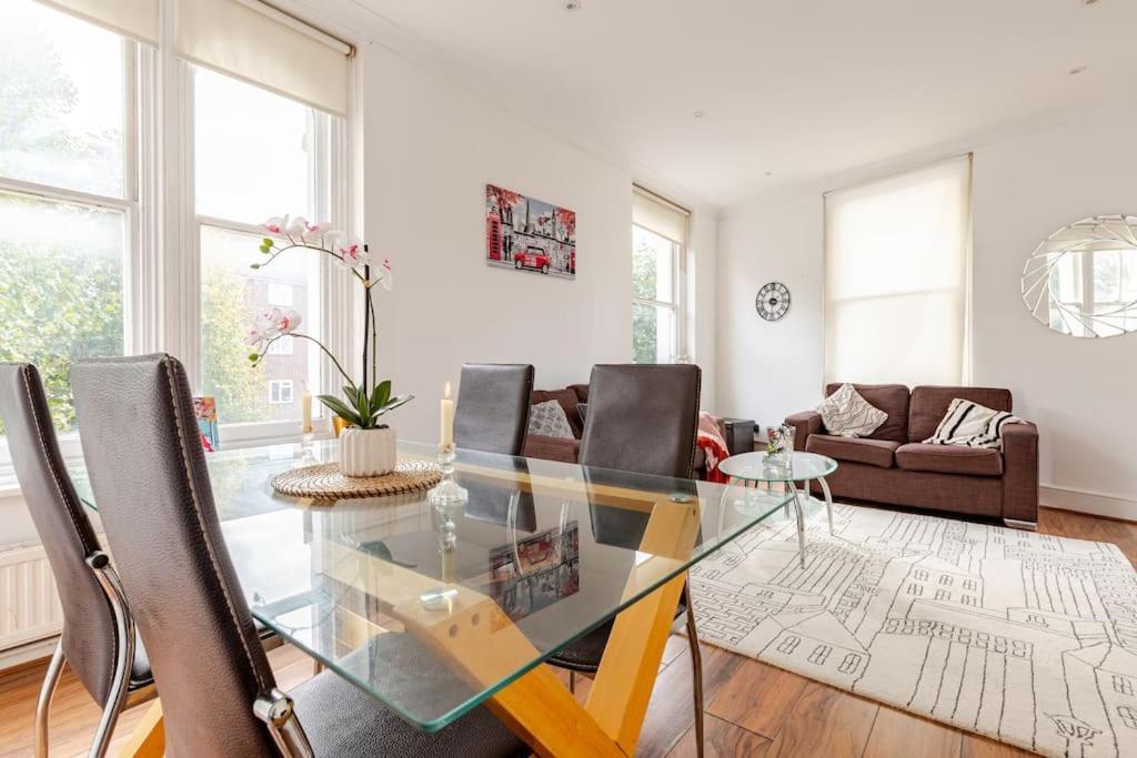 2 Bedroom Flat In St Johns Wood London Exteriör bild